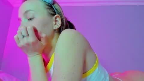 Mila online show from 10-30-25, 06:59