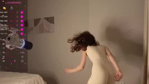 silly___woman online show from 03-19-26, 08:02