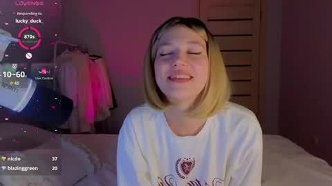 silly___woman online show from 07-28-26, 08:52
