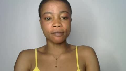 Snapshot of silm_baddie14 chatting on 05-08-26, 11:26 slim daddie14 online show from 05-08-26, 11:26