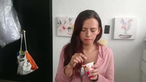 Snapshot of silvanaroberts_ chatting on 02-24-26, 07:34 Rouse online show from 02-24-26, 07:34