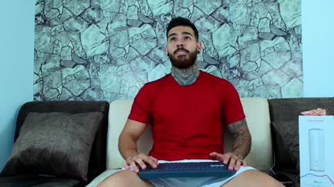 Snapshot of silvano_torrez chatting on 01-24-25, 06:56 silavno online show from 01-24-25, 06:56