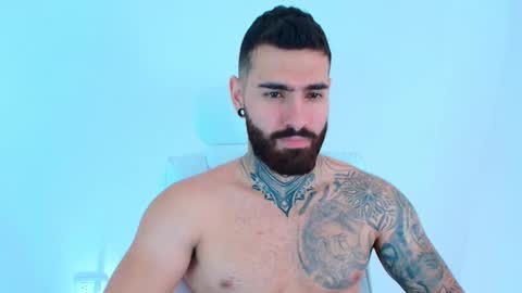 Snapshot of silvano_torrez chatting on 01-05-26, 05:27 silavno online show from 01-05-26, 05:27