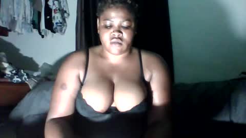Snapshot of silver_baby06 chatting on 05-19-26, 11:11 silver baby06 online show from 05-19-26, 11:11