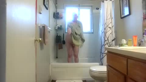 silverdragon70 online show from 09-29-25, 06:35