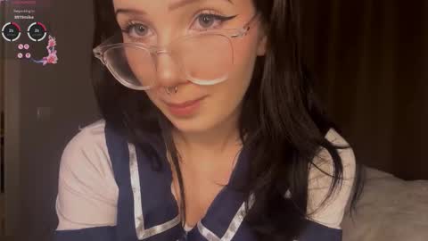 Snapshot of silverflower_ chatting on 03-01-26, 03:47 Riya online show from 03-01-26, 03:47