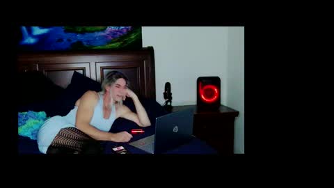 Mia online show from 01-09-26, 11:24