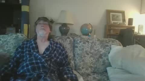 silverfunfox online show from 03-30-26, 01:01