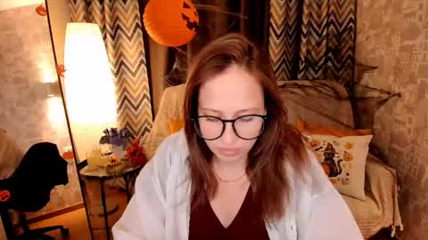 Kira online show from 10-23-25, 08:46