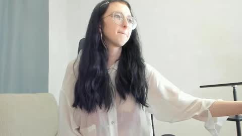 Alice online show from 04-12-26, 09:09