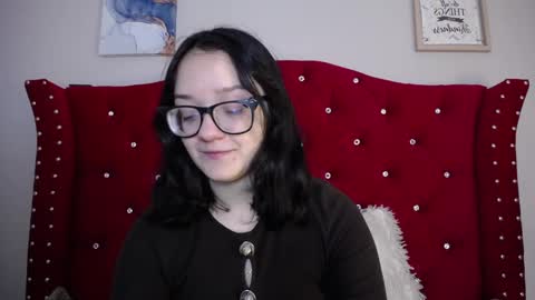 Snapshot of silvia_ls chatting on 02-05-25, 09:29 silvia_ls online show from 02-05-25, 09:29