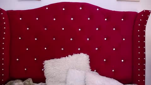 Snapshot of silvia_ls chatting on 02-11-25, 11:54 silvia_ls online show from 02-11-25, 11:54