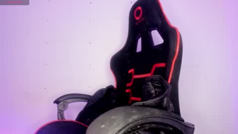 silvia online show from 03-31-26, 05:02