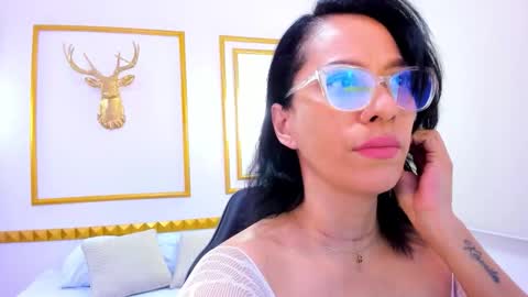 Snapshot of silvina77 chatting on 01-09-26, 01:14 S I L V I N A online show from 01-09-26, 01:14