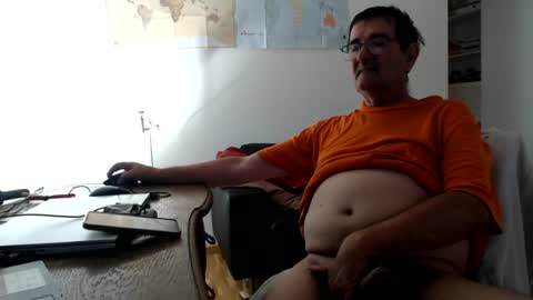 Snapshot of silvioausluzernch2 chatting on 07-29-26, 06:44 silvioausluzernCH2 online show from 07-29-26, 06:44