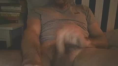 Snapshot of simeone1324 chatting on 01-20-25, 11:35 simeone1324 online show from 01-20-25, 11:35