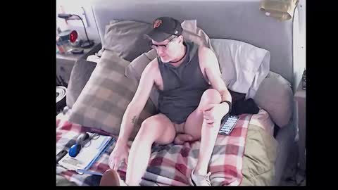 Snapshot of simmerdownboi chatting on 03-14-26, 08:20 Simmerdownboi Will online show from 03-14-26, 08:20
