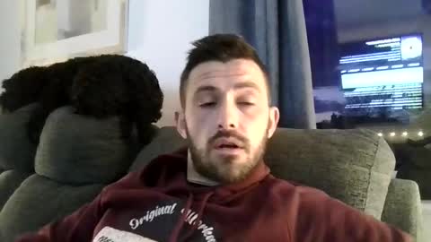 Snapshot of simomoliver chatting on 04-20-26, 07:59 simomoliver online show from 04-20-26, 07:59