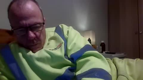 Snapshot of simon56691 chatting on 02-14-25, 07:02 simon56691 online show from 02-14-25, 07:02