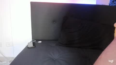 Snapshot of simon_cortes chatting on 06-19-26, 11:36 Simon Cortes online show from 06-19-26, 11:36