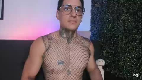 Snapshot of simon_cortes chatting on 06-21-26, 11:13 Simon Cortes online show from 06-21-26, 11:13