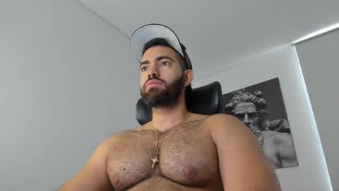 simon_leon01 online show from 04-18-26, 11:36