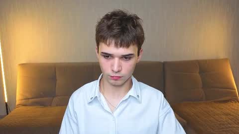 Snapshot of simonboy592 chatting on 06-13-26, 09:18 Alex online show from 06-13-26, 09:18