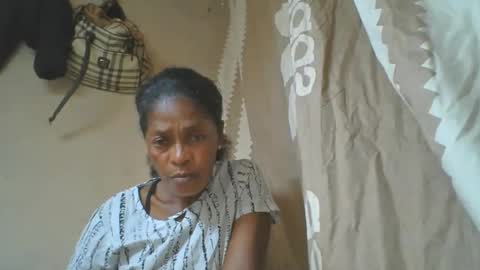 simonettee online show from 11-02-25, 06:54