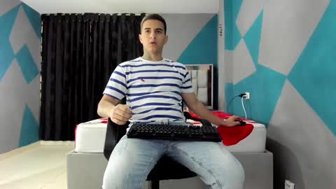 SIMON KELER online show from 12-31-24, 08:23