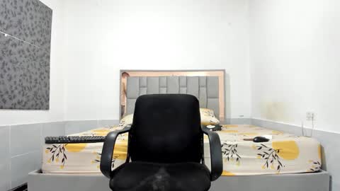 SIMON KELER online show from 01-11-26, 12:59