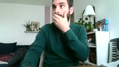 Snapshot of simonxtem chatting on 03-12-26, 01:39 Simonxtem online show from 03-12-26, 01:39