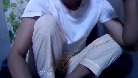 Snapshot of simplegurll chatting on 10-19-25, 11:38 simplegurll online show from 10-19-25, 11:38