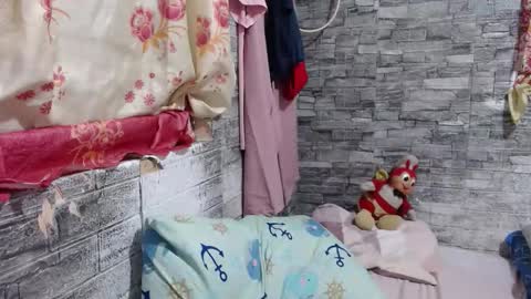 Snapshot of simplehotela chatting on 11-13-25, 12:15 Ela online show from 11-13-25, 12:15