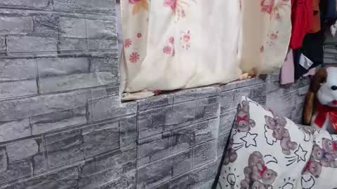 Snapshot of simplehotela chatting on 01-15-26, 01:43 Ela online show from 01-15-26, 01:43