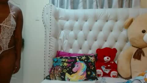 simply_eve1 online show from 03-22-26, 12:14