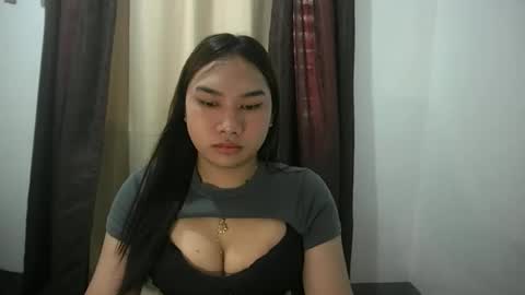Snapshot of simply_francine chatting on 06-04-26, 02:39 simply francine online show from 06-04-26, 02:39