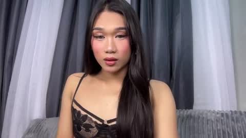 Snapshot of simplysultrykylie chatting on 06-11-26, 06:00 Kylie online show from 06-11-26, 06:00