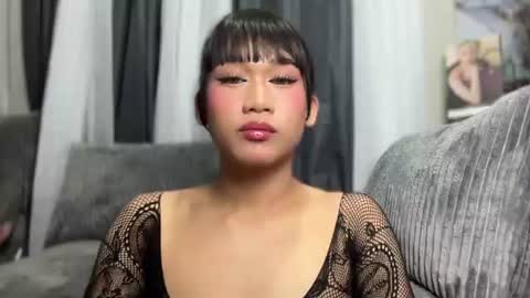 Snapshot of simplysultrykylie chatting on 06-19-26, 11:36 Kylie online show from 06-19-26, 11:36