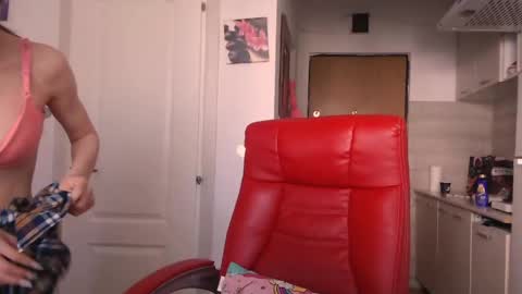Snapshot of simyhvn chatting on 05-04-26, 05:58 simyhvn online show from 05-04-26, 05:58