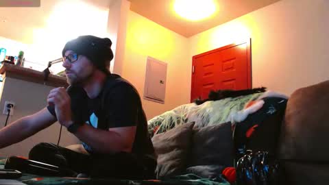 Husky Dad online show from 11-04-25, 03:38