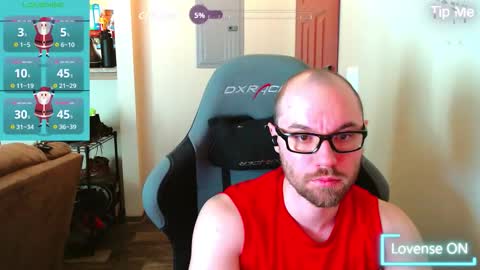 Husky Dad online show from 12-19-25, 06:26