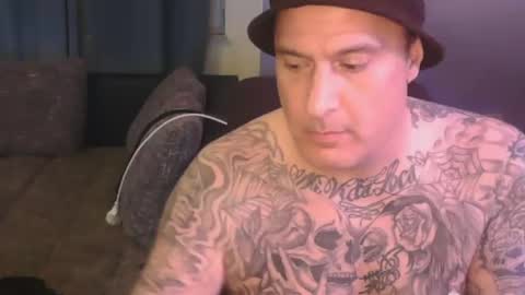 Snapshot of sinalco1975 chatting on 11-07-25, 04:56 sinalco1975 online show from 11-07-25, 04:56