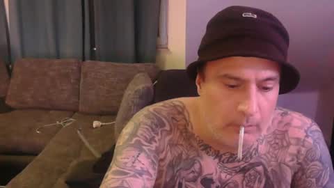 Snapshot of sinalco1975 chatting on 11-13-25, 03:49 sinalco1975 online show from 11-13-25, 03:49