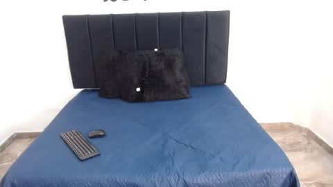   online show from 04-19-26, 06:10