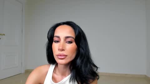 Snapshot of sincerelyc chatting on 10-20-25, 07:36 C online show from 10-20-25, 07:36