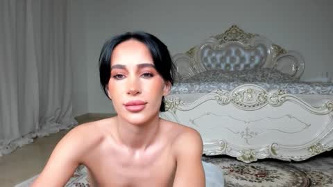 Snapshot of sincerelyc chatting on 10-31-25, 08:21 C online show from 10-31-25, 08:21