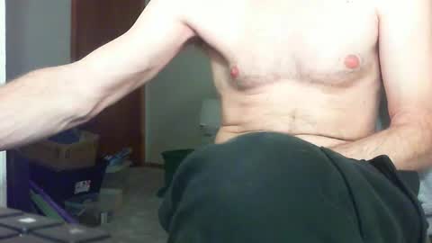 Snapshot of sincity98 chatting on 05-16-26, 06:43 sinner online show from 05-16-26, 06:43