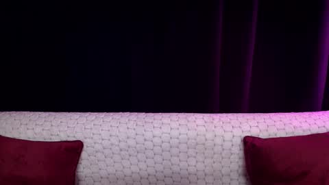 Sindi online show from 01-15-25, 03:50