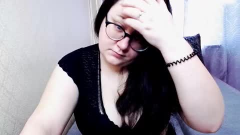 Snapshot of sindyjenice chatting on 02-20-26, 08:27 Angela online show from 02-20-26, 08:27