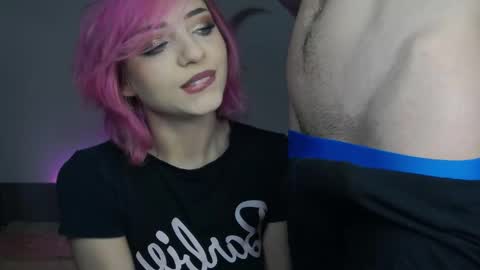 Snapshot of sinfulldesires chatting on 03-28-26, 02:38 Two4Fun online show from 03-28-26, 02:38